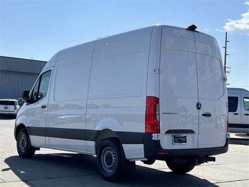 New 2024 Mercedes-Benz Sprinter 144 Cargo image 7