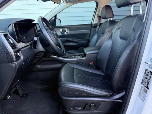 Used 2023 Kia Sorento S w/ Panoramic Sunroof Package AWD/4WD image 19