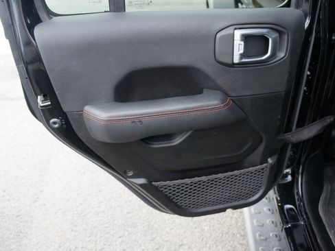 Used 2023 Jeep Gladiator Rubicon w/ LED Lighting Group image 11