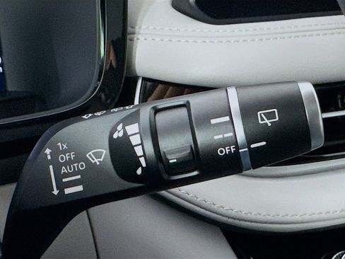 New 2026 INFINITI QX60 Luxe image 13