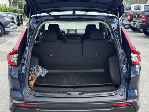 Used 2025 Honda CR-V EX image 12