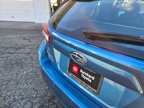 Used 2017 Subaru Impreza 2.0i Limited image 16