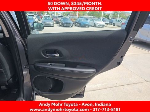 Used 2021 Honda HR-V LX image 30
