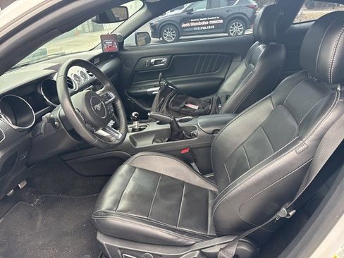 Used 2017 Ford Mustang GT Premium w/ GT Performance Package image 10