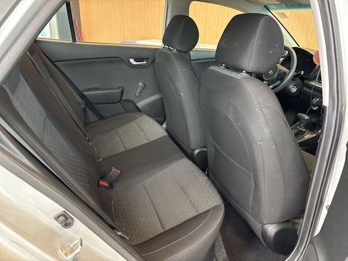 Used 2018 Kia Rio LX image 22
