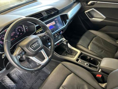 Used 2020 Audi Q3 2.0T Premium w/ Convenience Package image 9