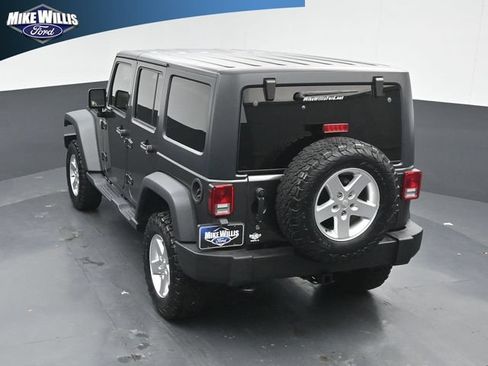 Used 2017 Jeep Wrangler Unlimited Sport w/ Quick Order Package 24S AWD/4WD image 13