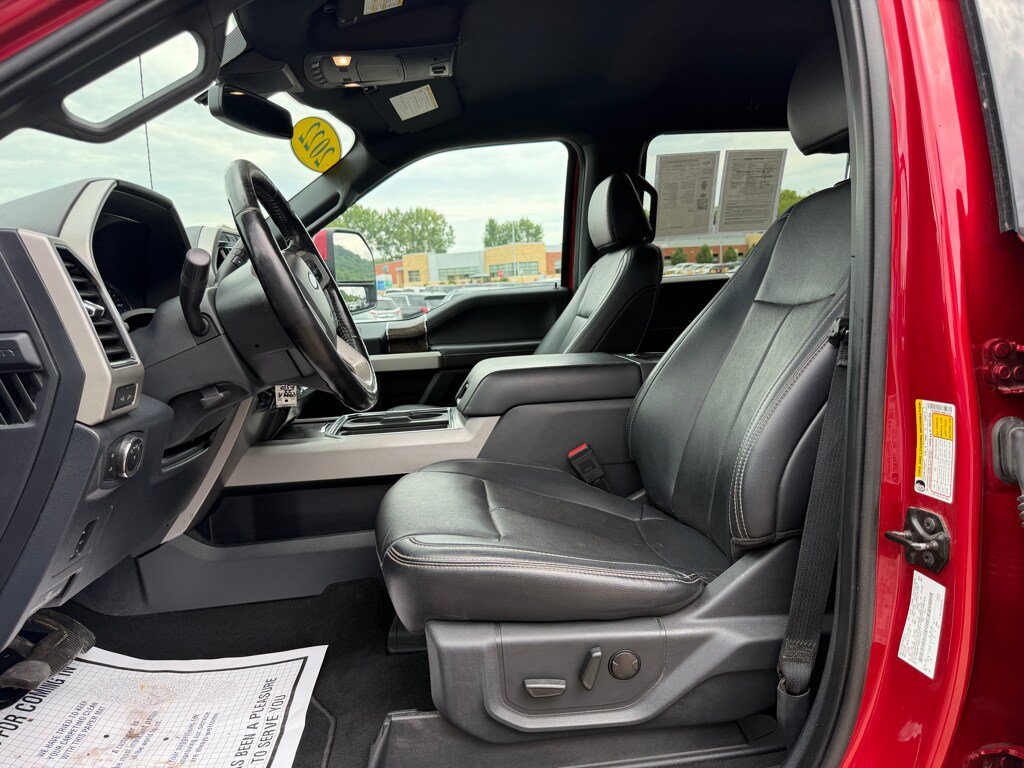 Used 2022 Ford F350 Lariat AWD/4WD image 7
