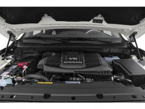 Used 2021 Nissan Titan SL w/ Moonroof Package image 15