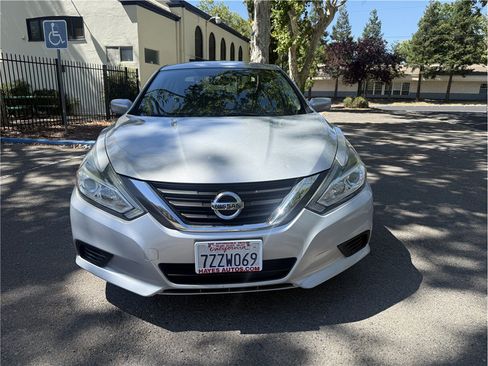 Used 2017 Nissan Altima 2.5 S w/ Power Driver Seat Package FWD image 8