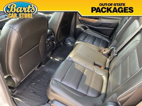 Used 2019 GMC Acadia Denali w/ Technology Package AWD/4WD image 24