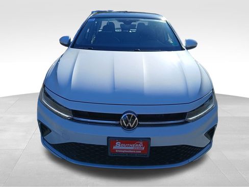 New 2026 Volkswagen Jetta SEL image 8