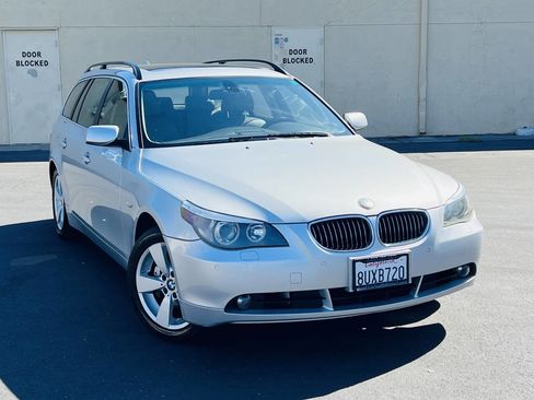 Used 2006 BMW 530xi 530xi AWD 4dr Wagon image 1