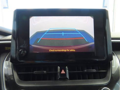 Used 2023 Toyota Corolla LE FWD image 23