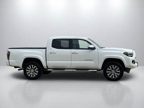 Used 2020 Toyota Tacoma Limited image 4