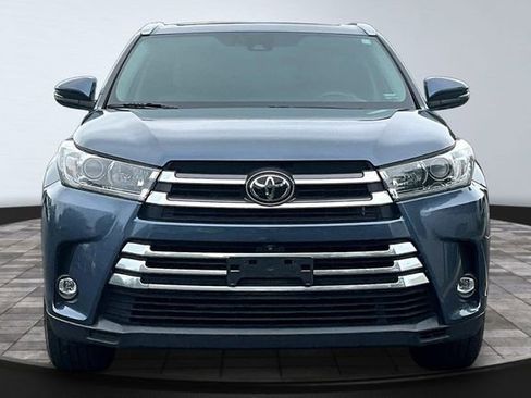 Used 2019 Toyota Highlander Limited Platinum w/ Protection Package #3 AWD/4WD image 2