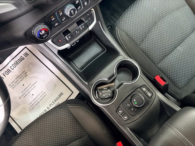 Used 2023 GMC Terrain SLE w/ Driver Convenience Package FWD image 29