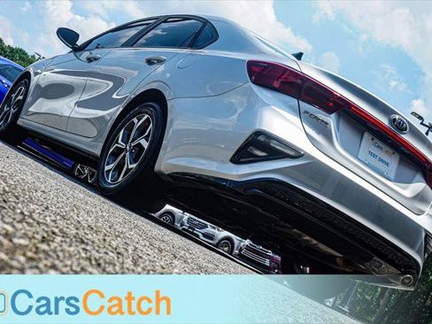 Used 2019 Kia Forte LXS FWD image 5