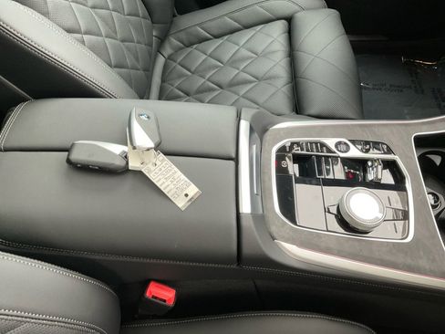 Certified 2025 BMW X5 xDrive40i w/ Executive Package image 34