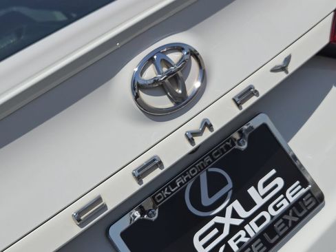 Used 2019 Toyota Camry XLE w/ Driver Assist Package FWD image 12