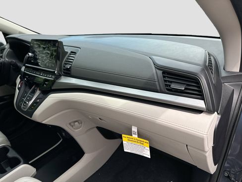 New 2026 Honda Odyssey EX-L image 24