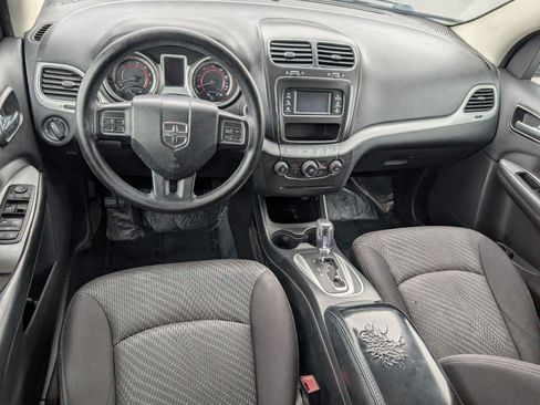 Used 2014 Dodge Journey SE w/ Flexible Seating Group FWD image 26