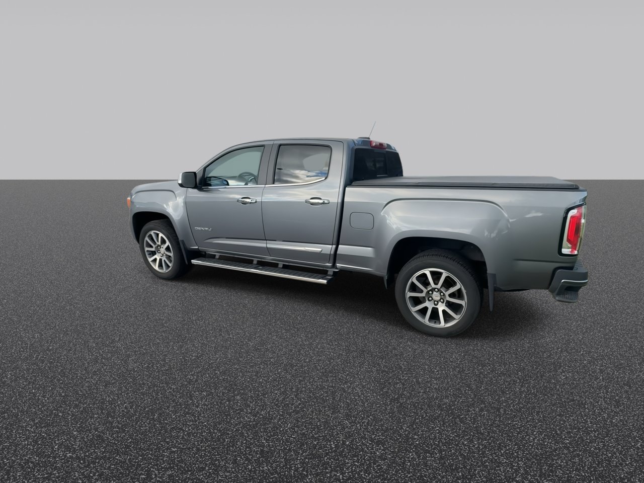 Used 2020 GMC Canyon Denali AWD/4WD image 7