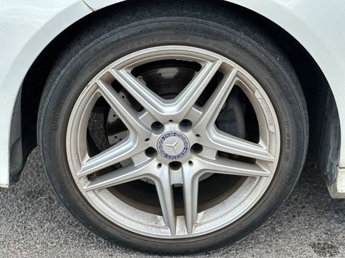 Used 2014 Mercedes-Benz E 350 Sedan image 27