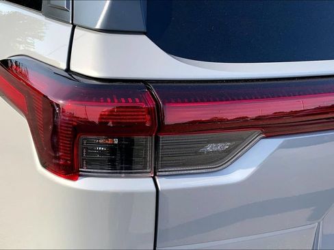 Certified 2026 Subaru Outback Limited AWD/4WD image 23