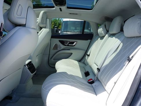 Certified 2023 Mercedes-Benz EQS 580 4MATIC Sedan image 21