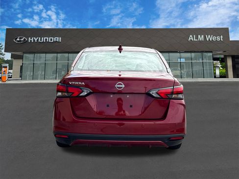 Used 2025 Nissan Versa SV FWD image 6