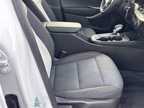 Used 2024 Chevrolet Trax LS image 25