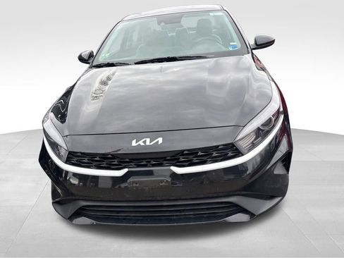 Used 2023 Kia Forte LXS image 14