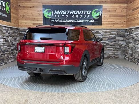 Used 2025 Ford Explorer ST-Line w/ Premium Package AWD/4WD image 10