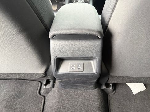 Used 2026 Toyota Corolla LE w/ Carpet Mat Package (TMS) FWD image 30