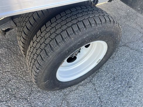 Used 2019 Ford E-450 and Econoline 450 Super Duty w/ Power Windows & Locks Group image 29