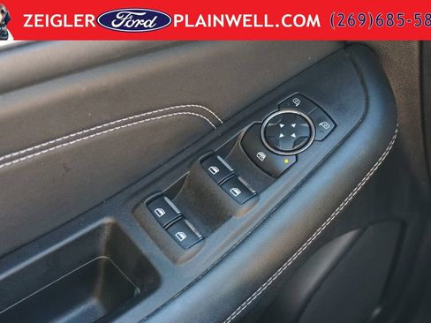 Used 2023 Ford Edge Titanium w/ Cargo Accessory Package AWD/4WD image 32