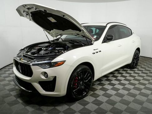 Certified 2022 Maserati Levante Modena image 36