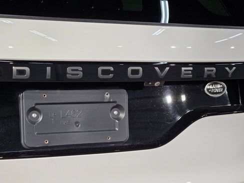 Used 2023 Land Rover Discovery S R-Dynamic AWD/4WD image 37