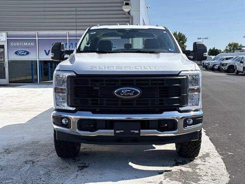 New 2026 Ford F250 XL w/ XL Off-Road Package AWD/4WD image 8