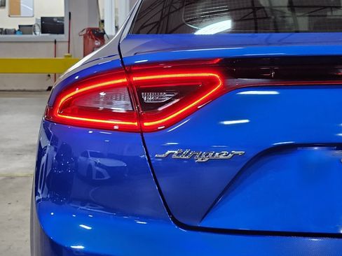 Used 2019 Kia Stinger Premium RWD image 20
