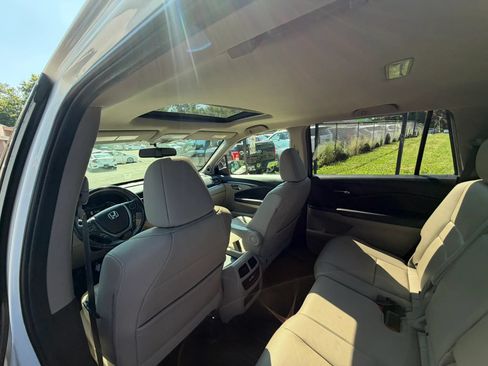 Used 2018 Honda Pilot EX-L image 17