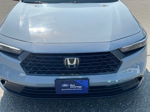 Used 2025 Honda Accord SE image 37