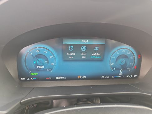 Used 2023 Ford Escape ST-Line Elite w/ Premium Technology Package AWD/4WD image 24