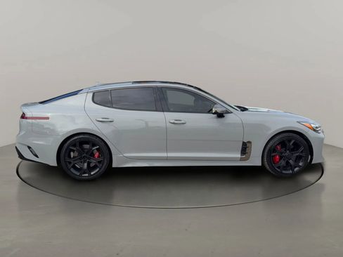 Used 2018 Kia Stinger GT2 AWD/4WD image 6