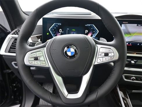 New 2026 BMW X7 xDrive40i w/ Executive Package image 28