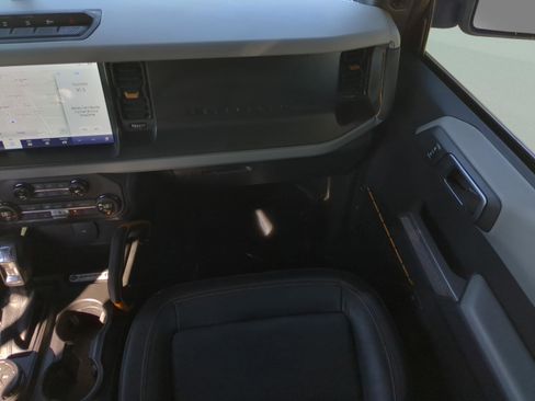 Used 2021 Ford Bronco Badlands image 13