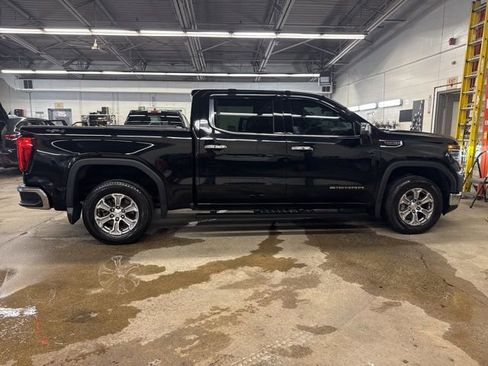 Used 2023 GMC Sierra 1500 SLT w/ SLT Convenience Package AWD/4WD image 7