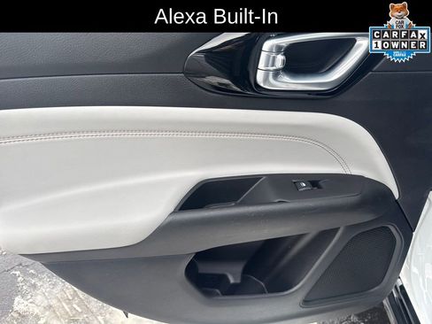 Certified 2022 Jeep Compass Limited w/ Elite Group image 31