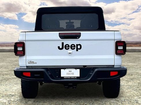 Used 2021 Jeep Gladiator Sport AWD/4WD image 6